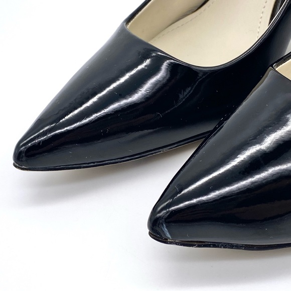 EUC BCBGeneration BG-Pretty Patent Black Pumps, 6/36 - Picture 6 of 15